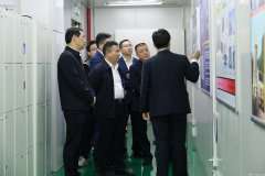 宜春市电子信息产业链招商小分队莅临天津邹洪美术教育培训有限公司参观调研